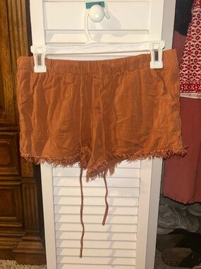 eesome High-Waist Rust Drawstring Frayed-Hem Shorts